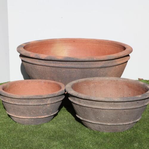 Old Stone Sala Pond Planter Terracotta look garden pot