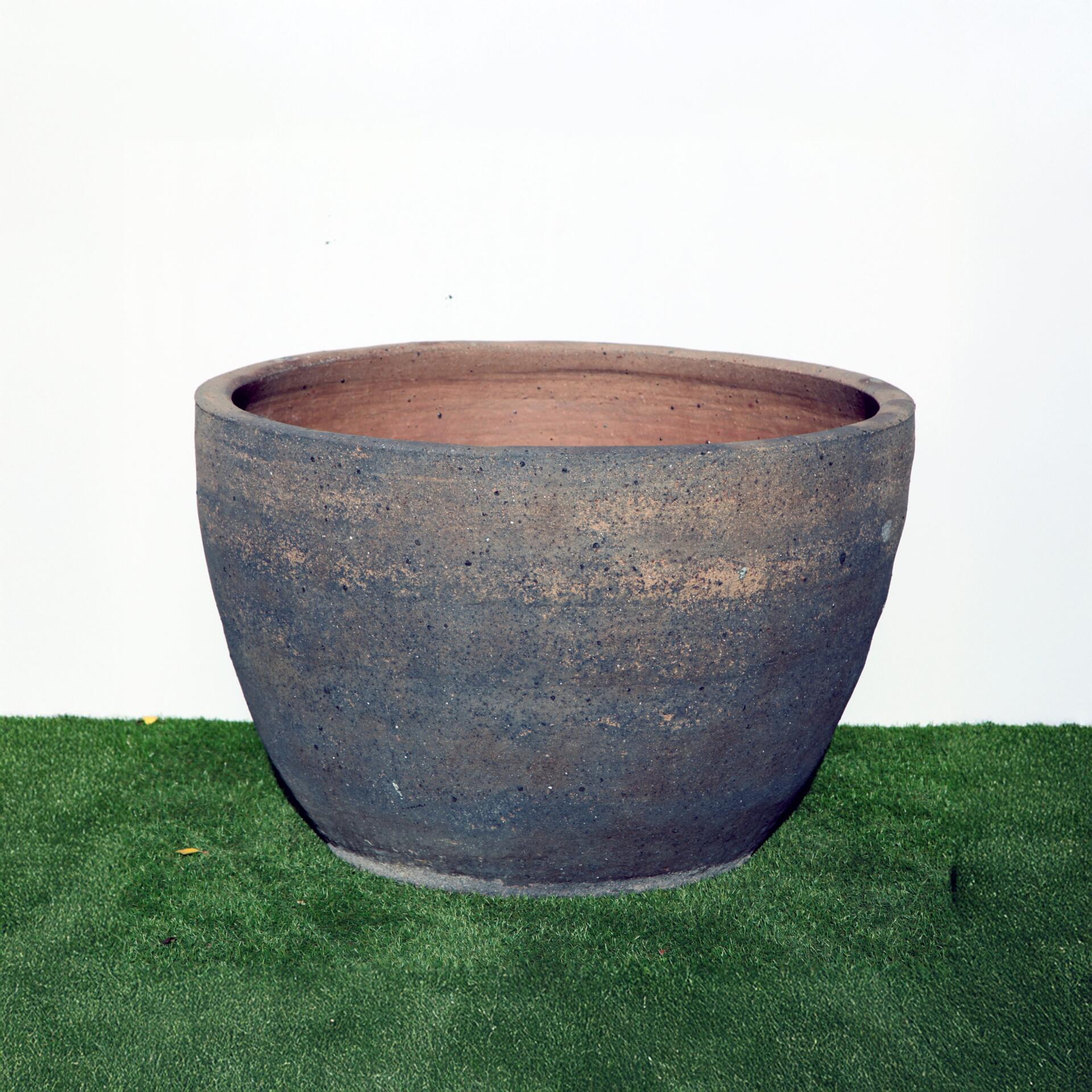 old-stone-pots-sala-pond-potswholesaledirect.jpg