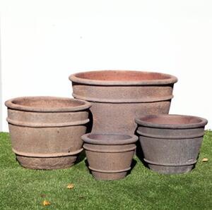 Old Stone Sala Planter Terracotta look garden pot