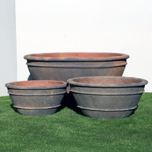 Old Stone Sala Pond Planter Terracotta look garden pot