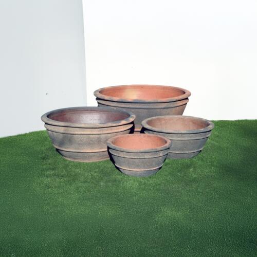 Old Stone Sala Pond Planter Terracotta look garden pot